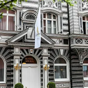 Hotel Opera, Mnichov